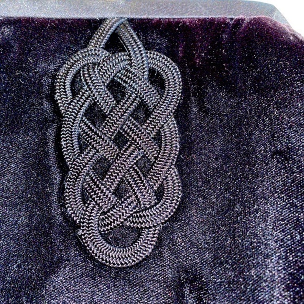 Vanessa Black Velvet Purse with Fabric‎  Cord Strap Vintage - Picture 4 of 7